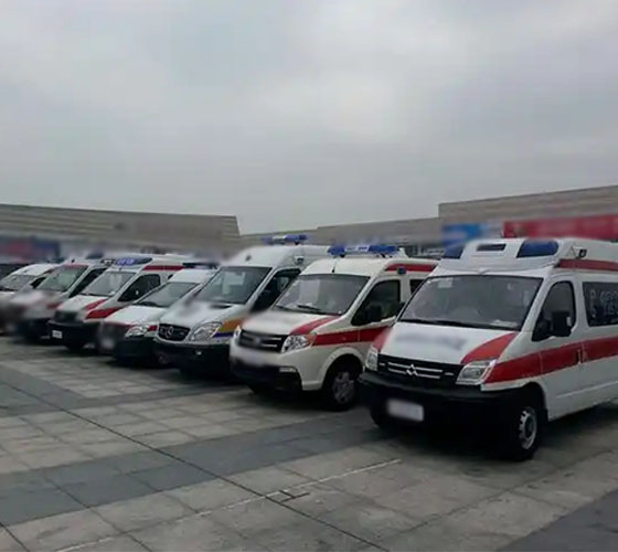 甘孜县服务车队展示