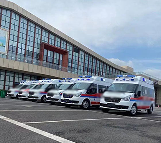 甘孜县服务车队展示