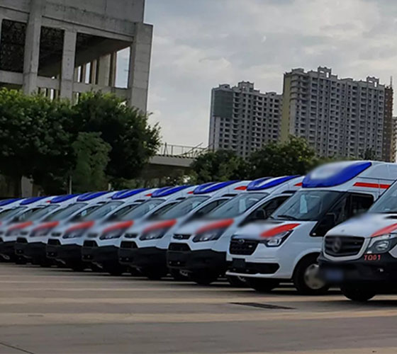 甘孜县服务车队展示